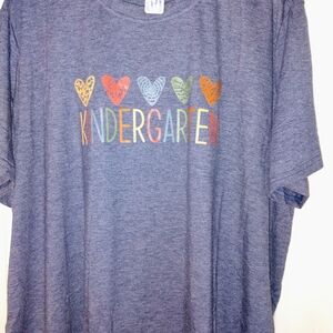 Gray Graphic Short Sleeve Tee PTP 29"